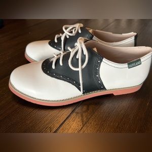 Eastland, women’s 8.5M, Saddle Oxfords, like new (worn once)